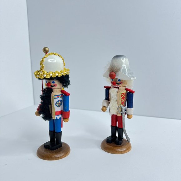 Pair of two 5" Miniature Steinbach Admiral & Graf Wooden Nutcrackers in Box - Picture 5 of 9
